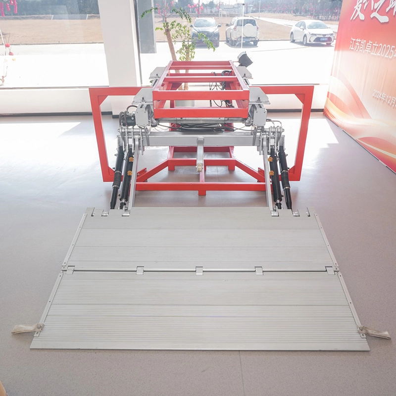 Tail Lift6
