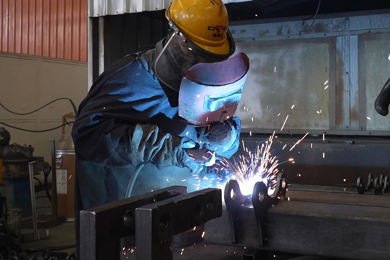 1-Advanced-Robotic-Welding